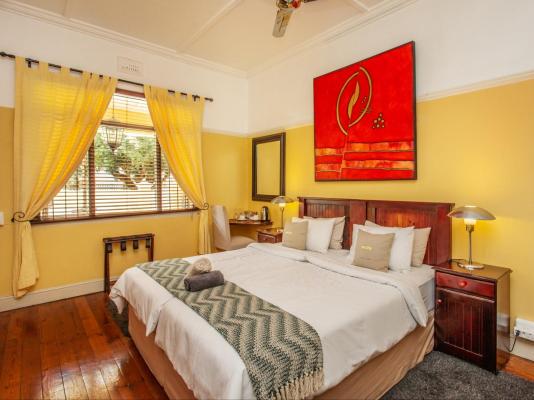 Room image 2