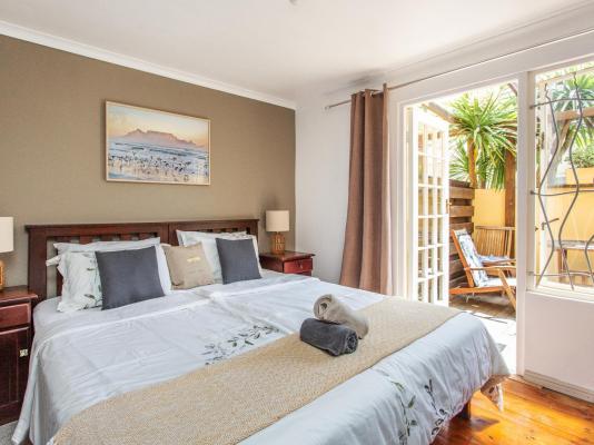 Room image 3
