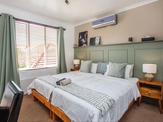 Room image 5