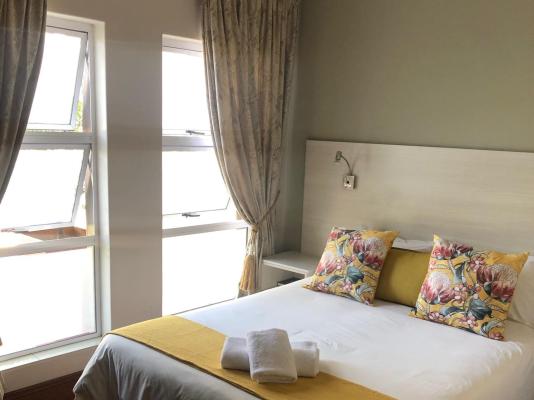 Room image 3