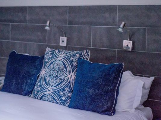 Room image 4