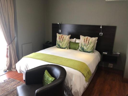 Room image 6