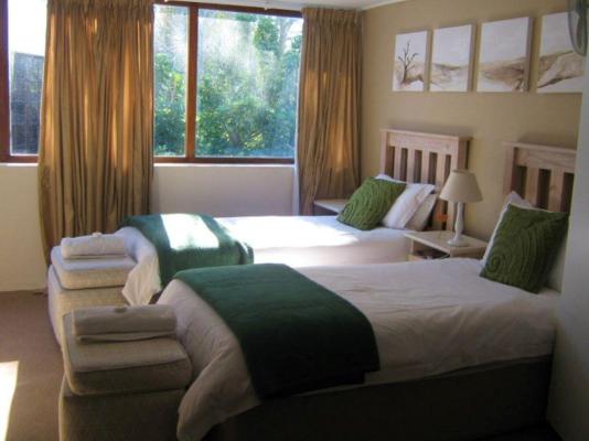Room image 5