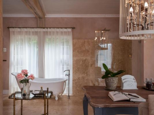 Room image 1