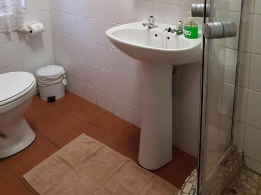 Room image 1