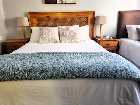 Room image 4