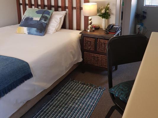 Room image 3