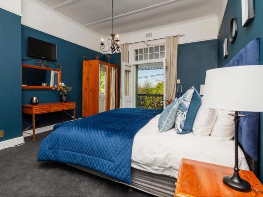 Room image 10