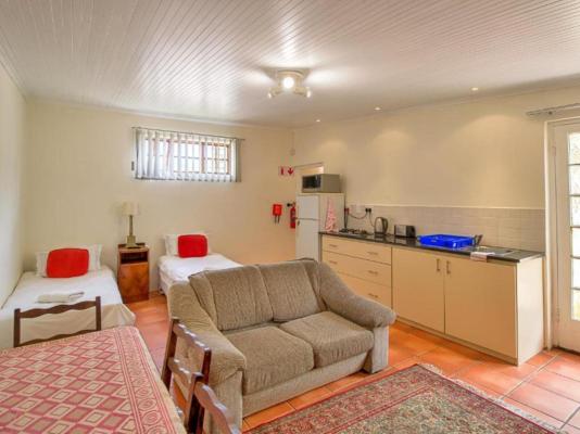 Room image 5