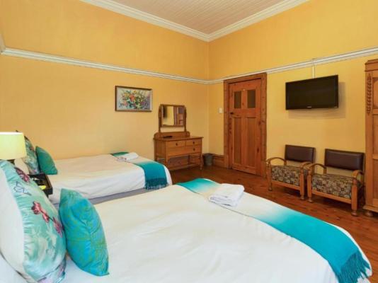 Room image 8