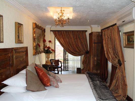 Room image 2
