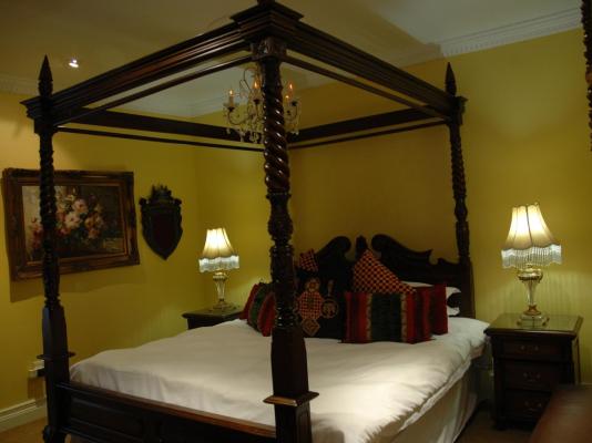 Room image 6