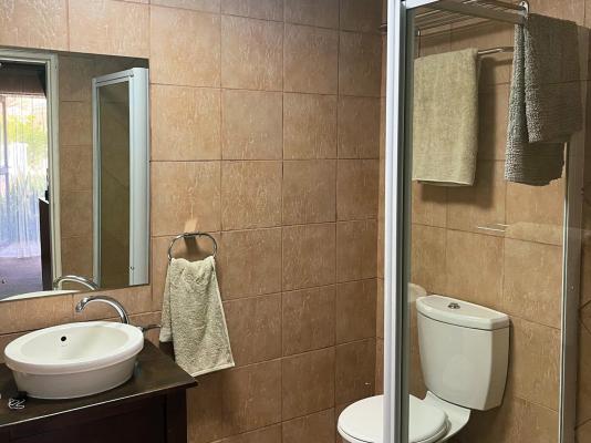 Room image 2