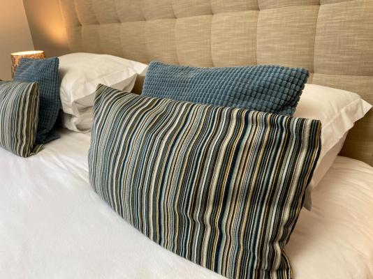 Room image 2