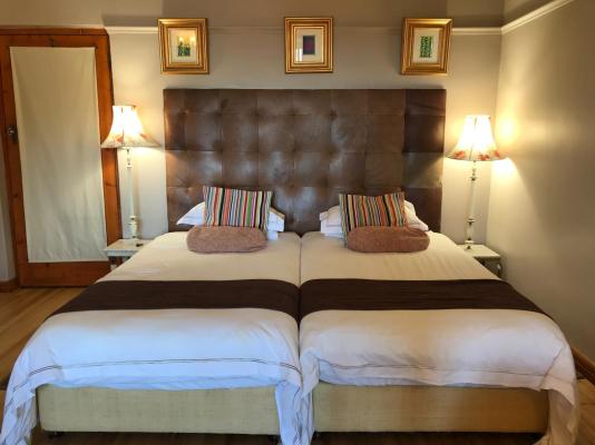 Room image 1