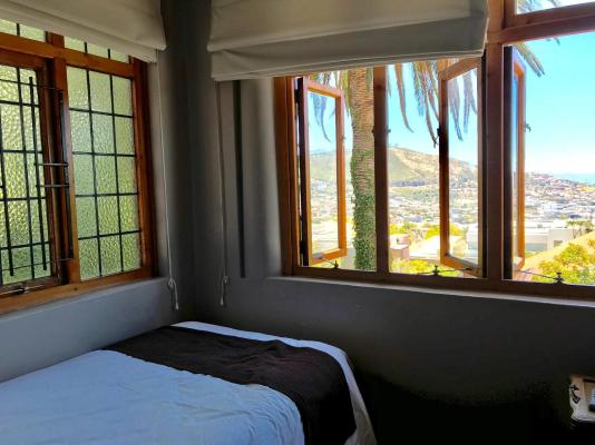 Room image 2