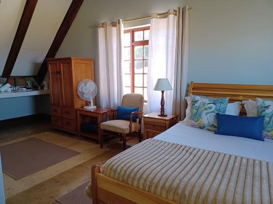 Room image 2