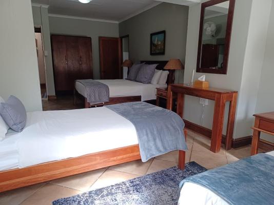 Room image 1