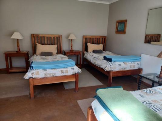 Room image 1
