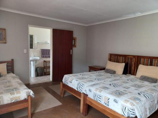 Room image 2