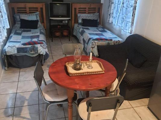 Room image 18
