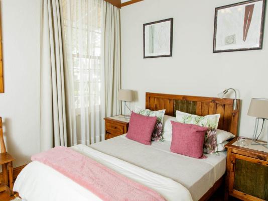 Room image 3