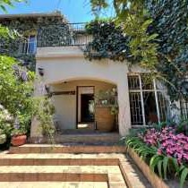 Ipe Tombe Guest Lodge - 227868