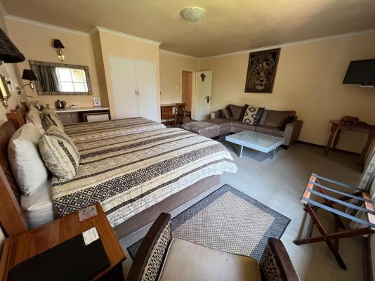 Room image 9