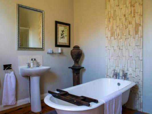 Room image 1