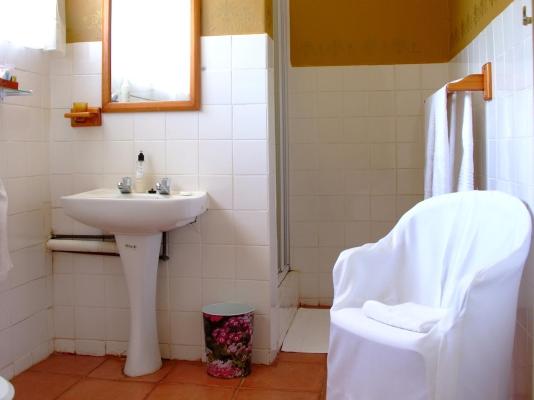 Room image 12
