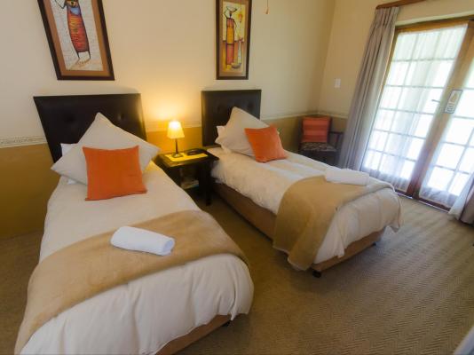 Room image 13