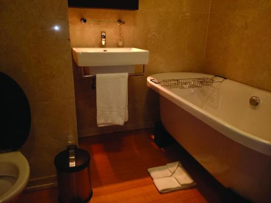 Room image 2