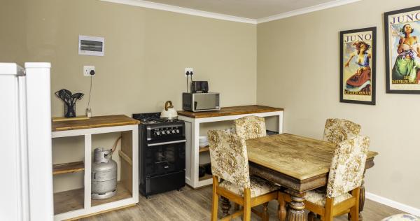 Room image 7