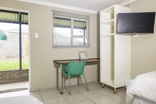 Room image 8