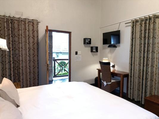 Room image 1