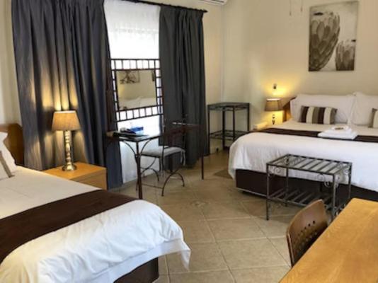 Room image 2