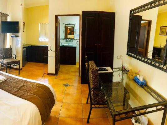 Room image 7