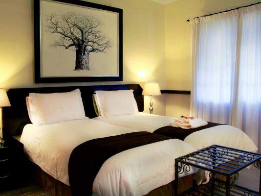 Room image 9
