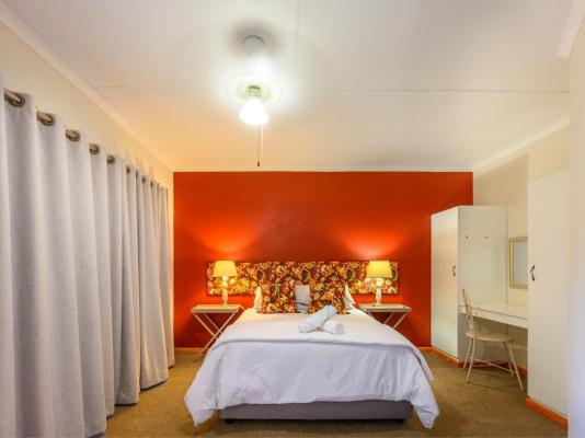 Room image 1
