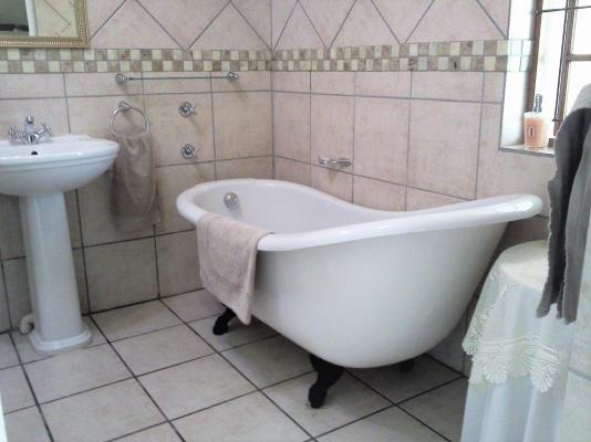Room image 2