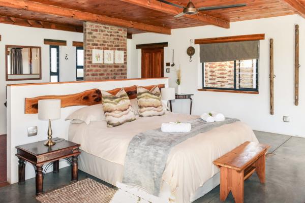 Duikersdrift Winelands Country Escape - 228795