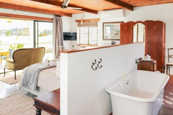 Duikersdrift Winelands Country Escape - 228804