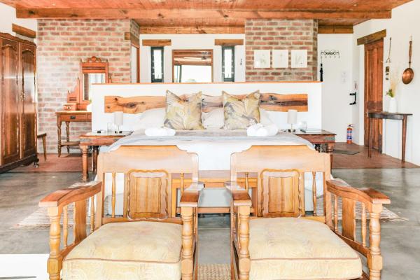 Duikersdrift Winelands Country Escape - 228805