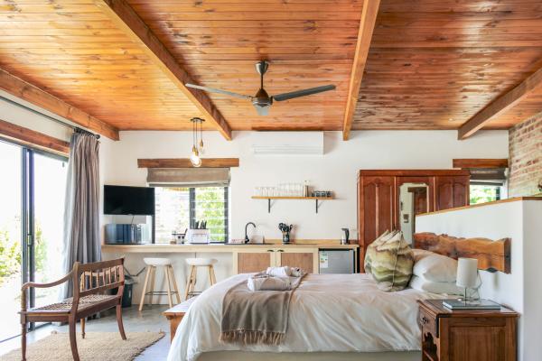 Duikersdrift Winelands Country Escape - 228811