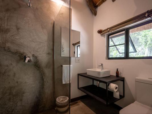 Room image 1