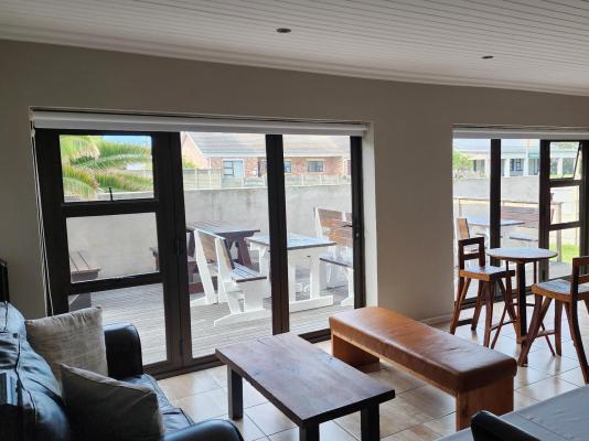 Stonehouse on Main - 229220