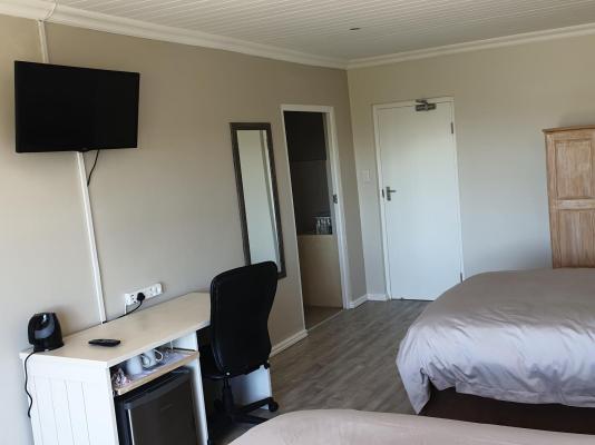 Room image 1