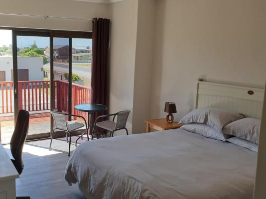 Room image 7