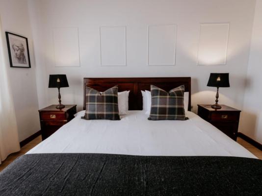 Room image 1