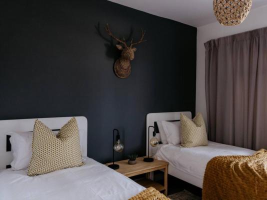 Nautical Nook Apartments - 229598